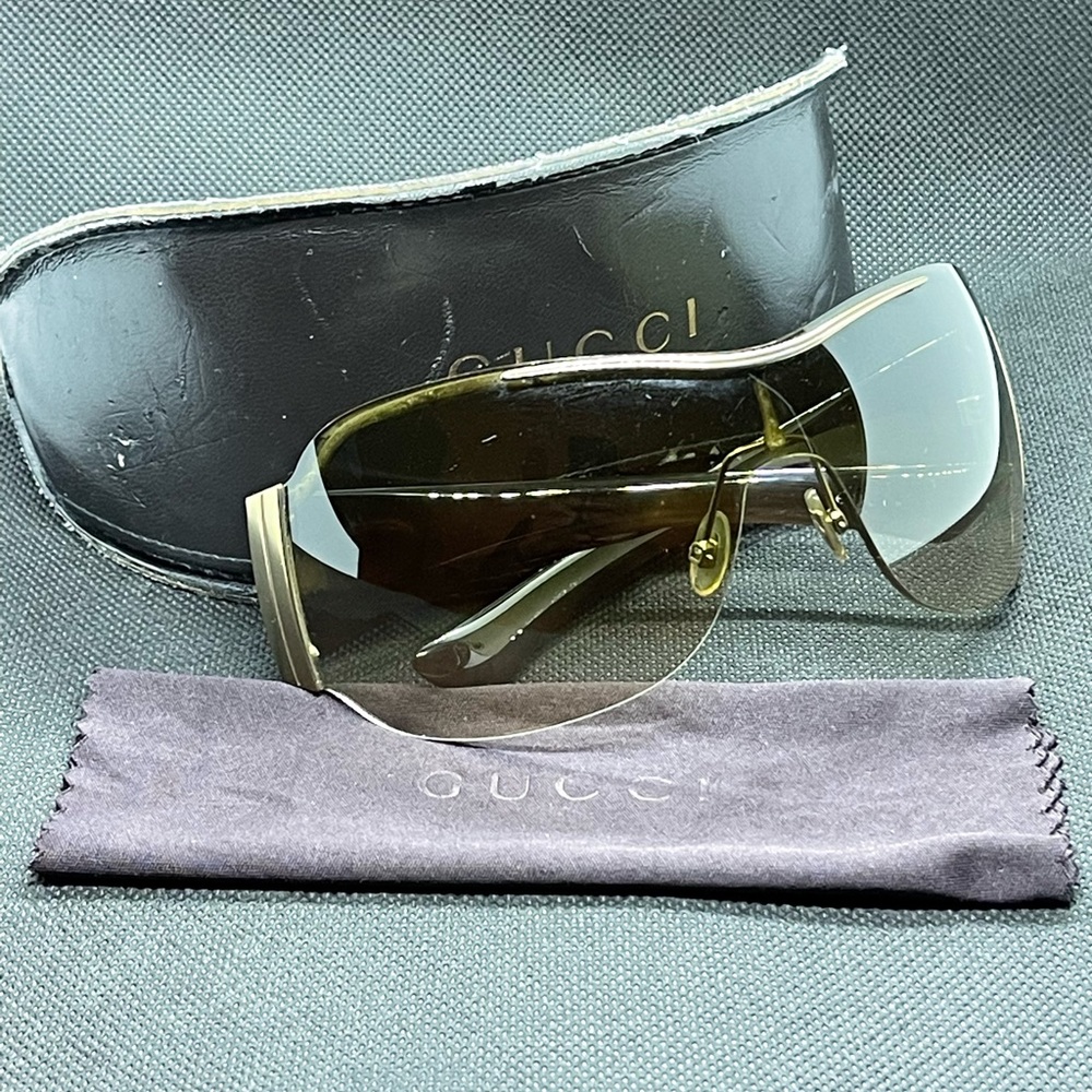 GUCCI VINTAGE GG 1855/S GOLD-TONED WRAP-AROUND SHIELD MASK SUNGLASS